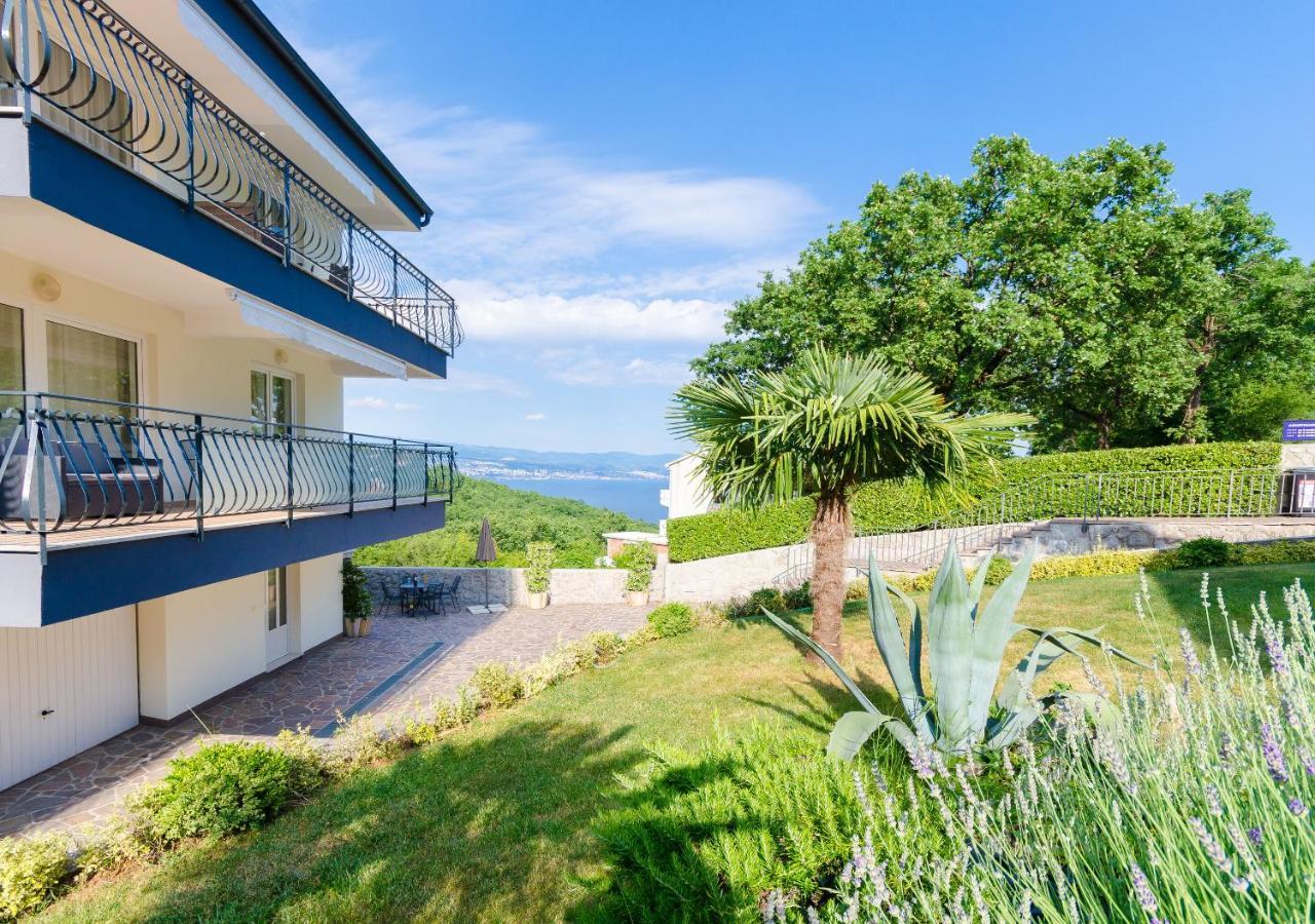 Apartments Marijana Ičići Exterior foto