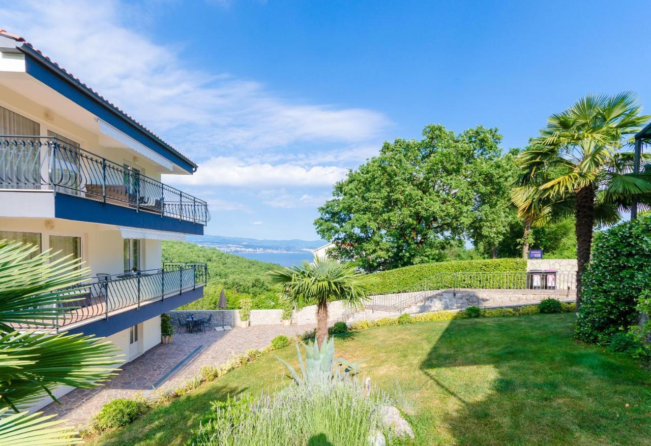 Apartments Marijana Ičići Exterior foto
